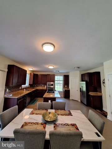 7210 GREENSPRING LN, Lanham, MD 20706