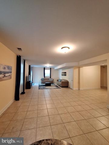7210 GREENSPRING LN, Lanham, MD 20706