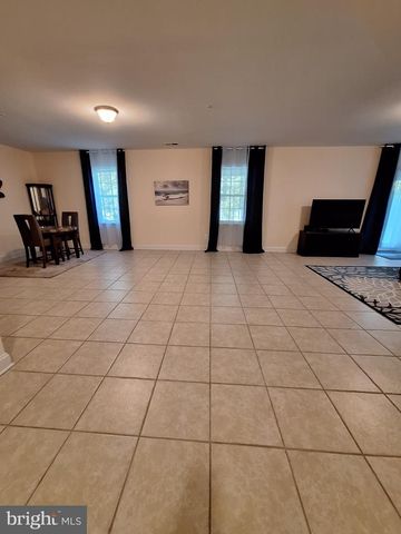 7210 GREENSPRING LN, Lanham, MD 20706