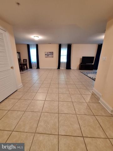 7210 GREENSPRING LN, Lanham, MD 20706
