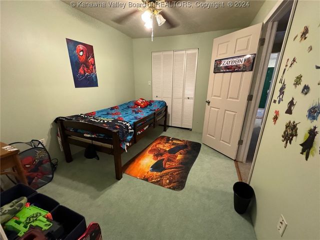 736 Mile Fork Road, Charleston, WV 25312