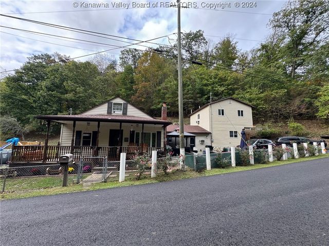 736 Mile Fork Road, Charleston, WV 25312