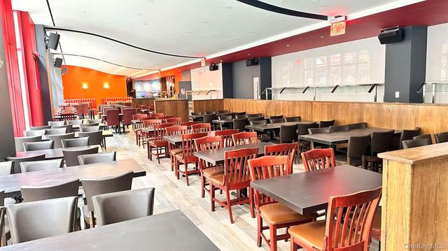 47-17 crescent st, Long Island City, NY 11101