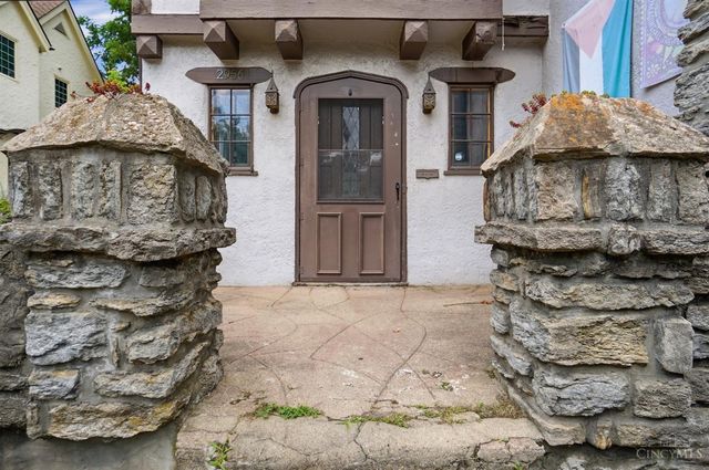 2956 Linwood Avenue, Cincinnati, OH 45208