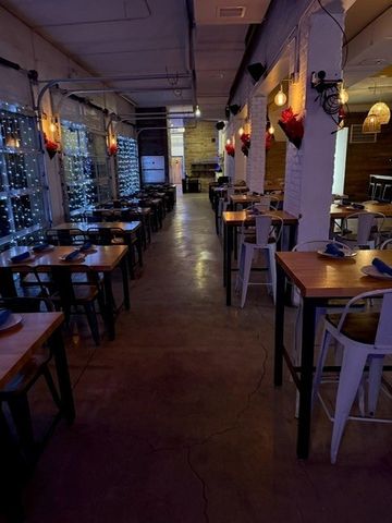 1814 W Chicago Avenue, Chicago, IL 60622