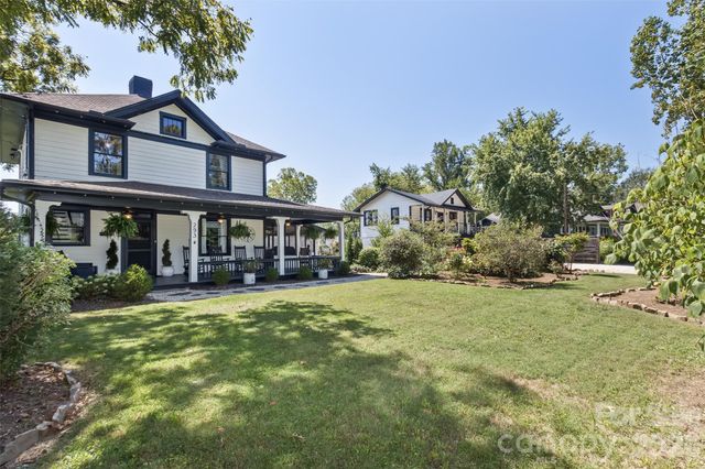 293 Fairview Road, Asheville, NC 28803