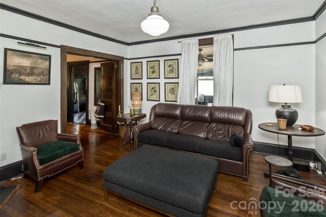 293 Fairview Road, Asheville, NC 28803