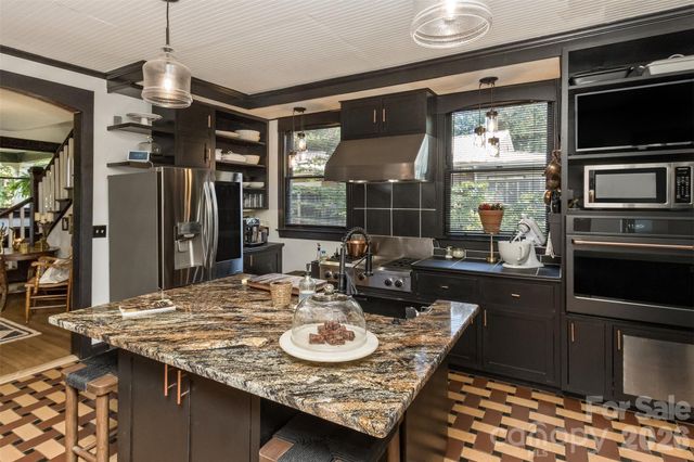 293 Fairview Road, Asheville, NC 28803