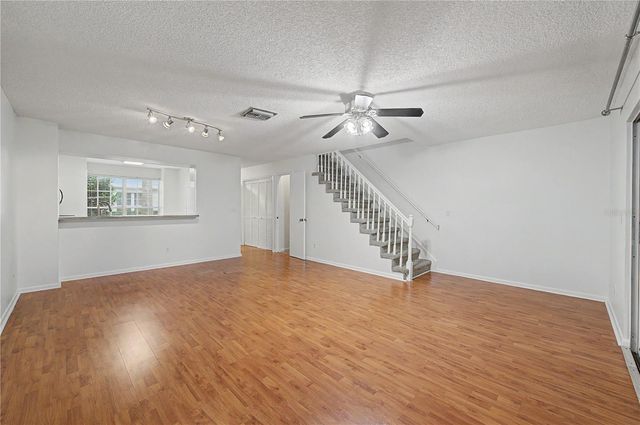 13856 STONE MILL WAY, Tampa, FL 33613