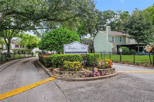 13856 STONE MILL WAY, Tampa, FL 33613