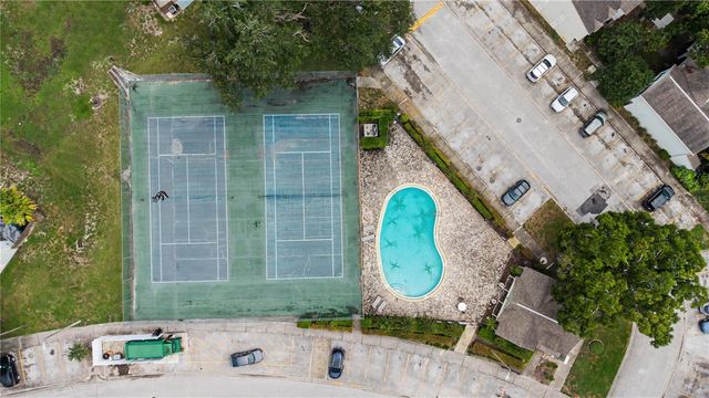 13856 STONE MILL WAY, Tampa, FL 33613
