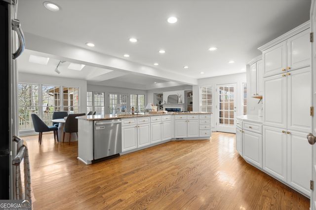 4240 Loch Highland Parkway NE, Roswell, GA 30075