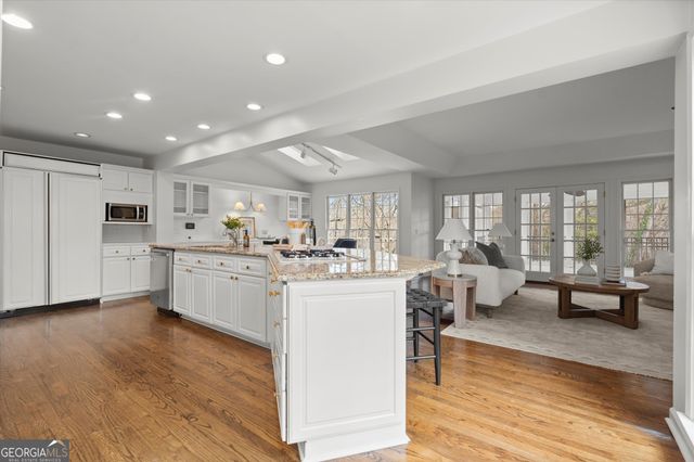 4240 Loch Highland Parkway NE, Roswell, GA 30075