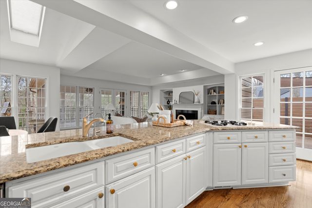 4240 Loch Highland Parkway NE, Roswell, GA 30075