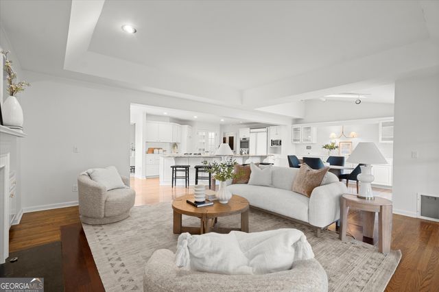 4240 Loch Highland Parkway NE, Roswell, GA 30075