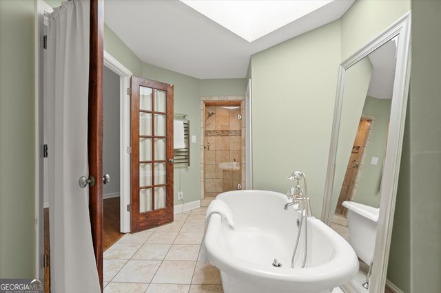 4240 Loch Highland Parkway NE, Roswell, GA 30075