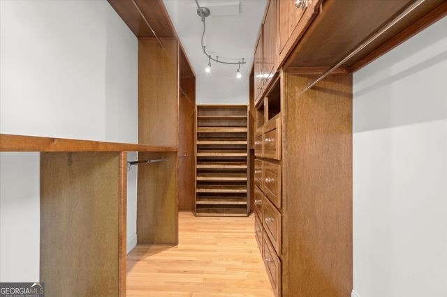 4240 Loch Highland Parkway NE, Roswell, GA 30075