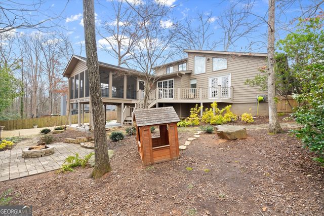 4240 Loch Highland Parkway NE, Roswell, GA 30075