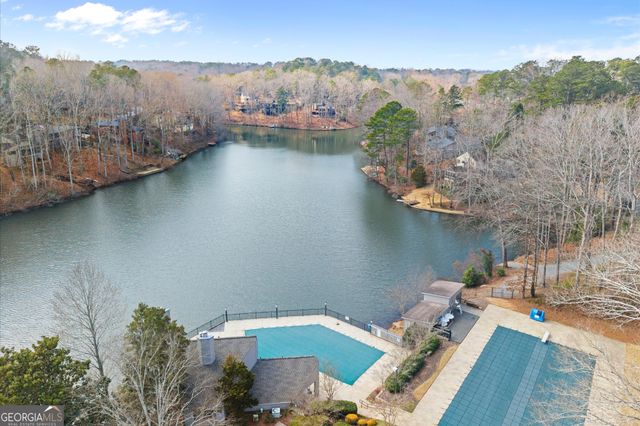 4240 Loch Highland Parkway NE, Roswell, GA 30075