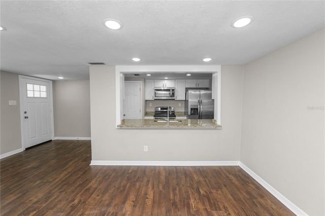 1101 S GIBBS STREET, Plant City, FL 33563