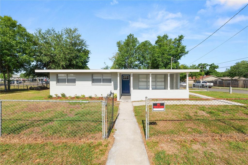 1101 S GIBBS STREET, Plant City, FL 33563