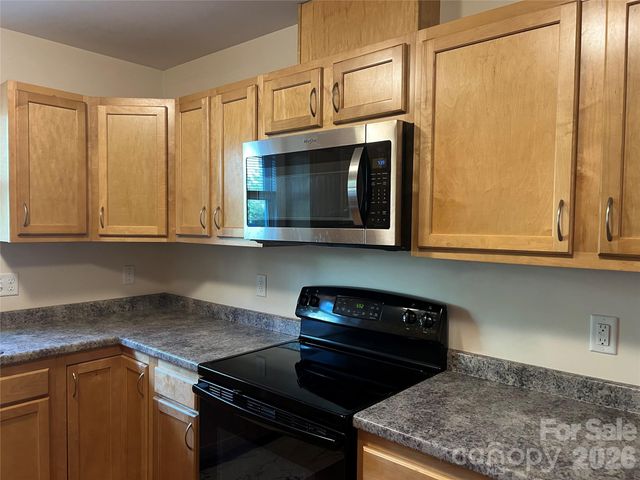 45 Compass Park Drive, Weaverville, NC 28787