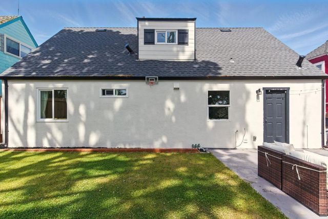 640 Heather Court, Pacifica, CA 94044