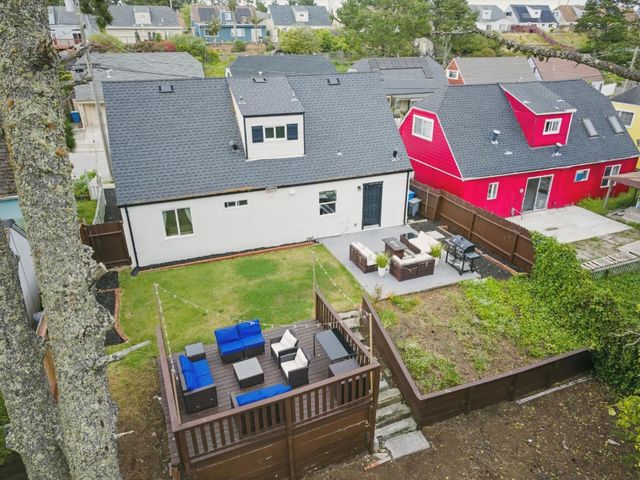 640 Heather Court, Pacifica, CA 94044