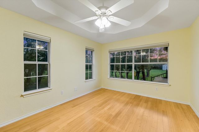 222 Peabody PL, Dripping Springs, TX 78620