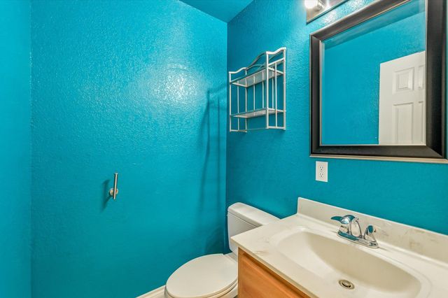 222 Peabody PL, Dripping Springs, TX 78620