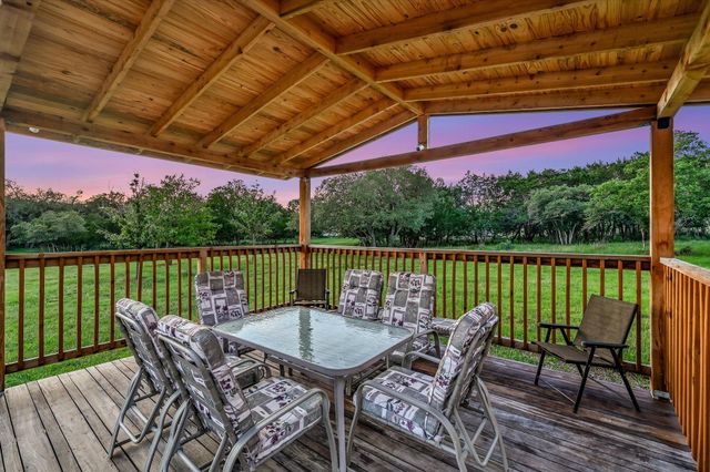 222 Peabody PL, Dripping Springs, TX 78620