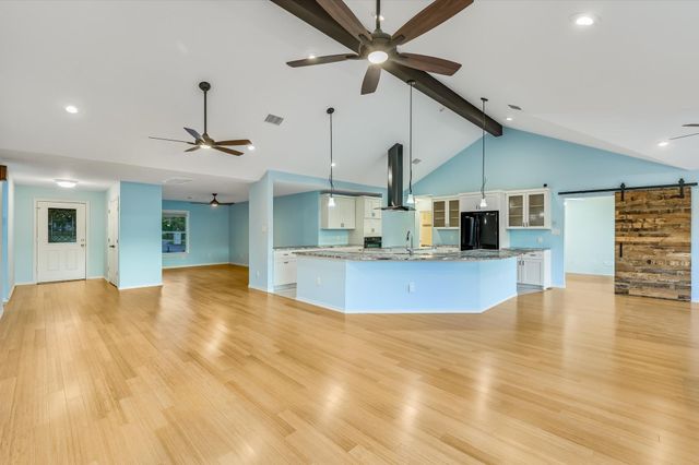 222 Peabody PL, Dripping Springs, TX 78620