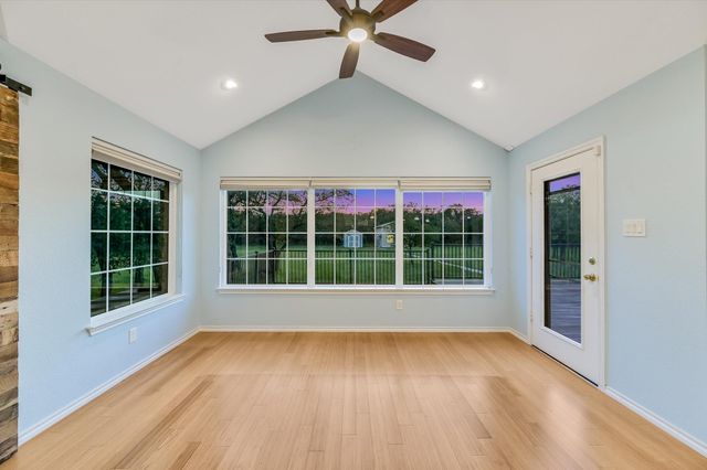 222 Peabody PL, Dripping Springs, TX 78620