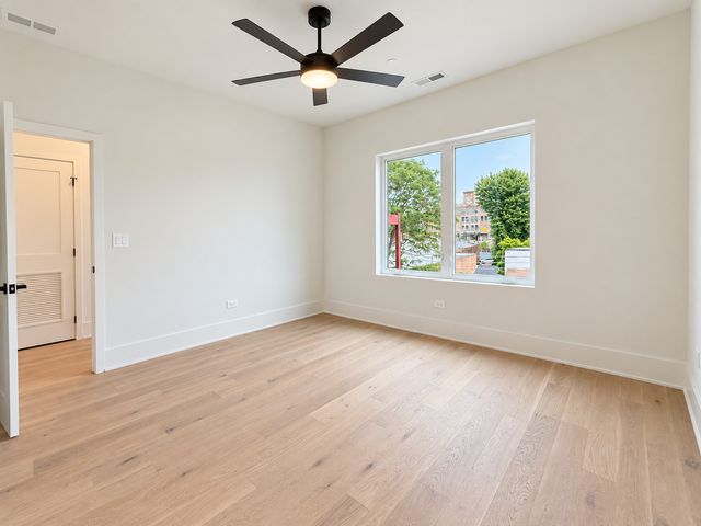 1931 S Jefferson Street 4N, Chicago, IL 60616
