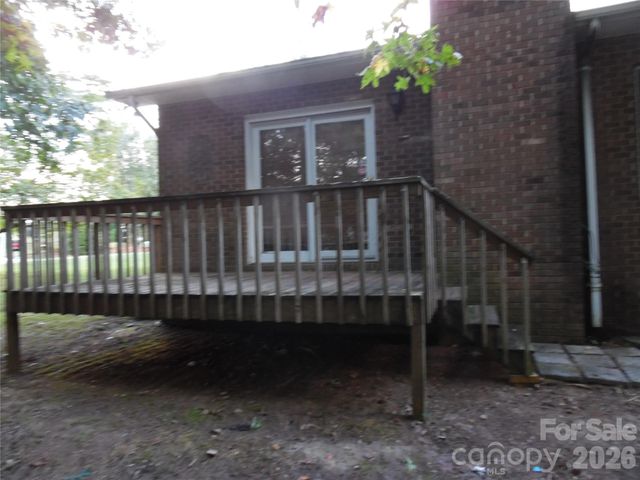 1453 Marshbrooke Lane, Catawba, NC 28609