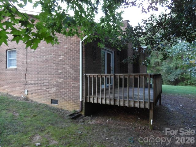 1453 Marshbrooke Lane, Catawba, NC 28609