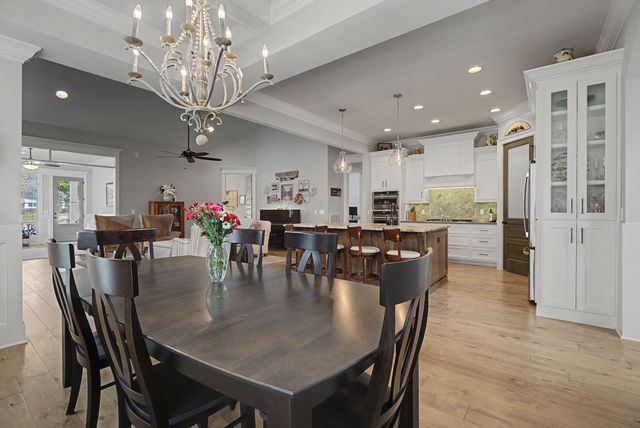 2111 White Poplar Court, Murfreesboro, TN 37130