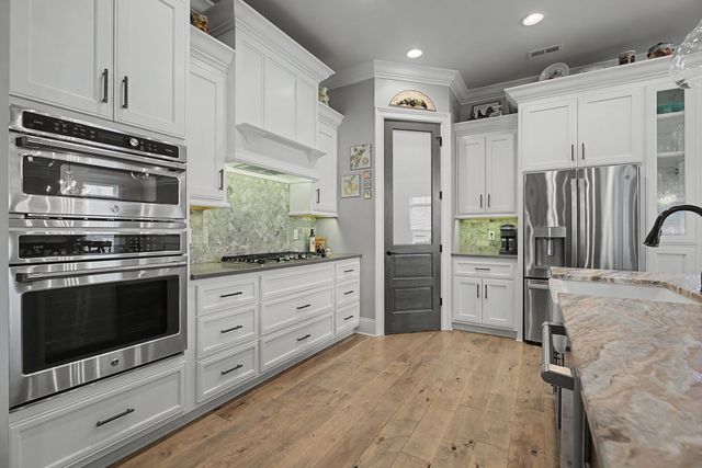 2111 White Poplar Court, Murfreesboro, TN 37130