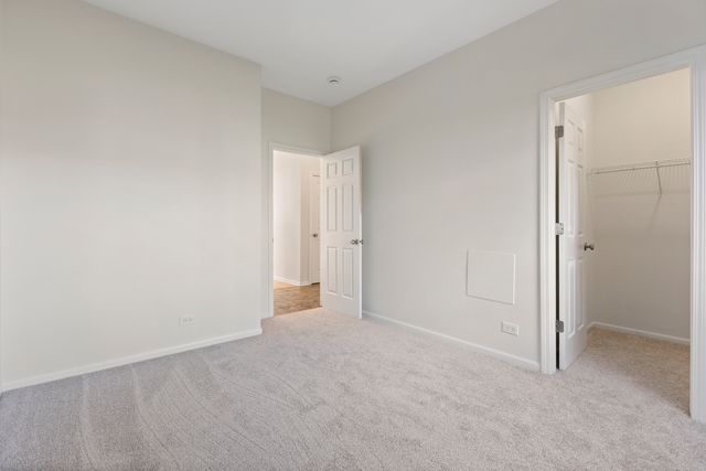 1133 Heavens Gate Drive, Lake In The Hills, IL 60156