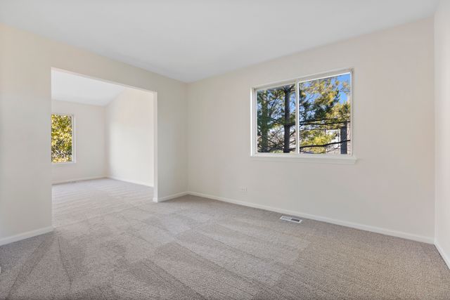 1133 Heavens Gate Drive, Lake In The Hills, IL 60156