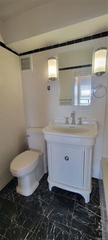 107-40 Queens Boulevard 11L, Forest Hills, NY 11375