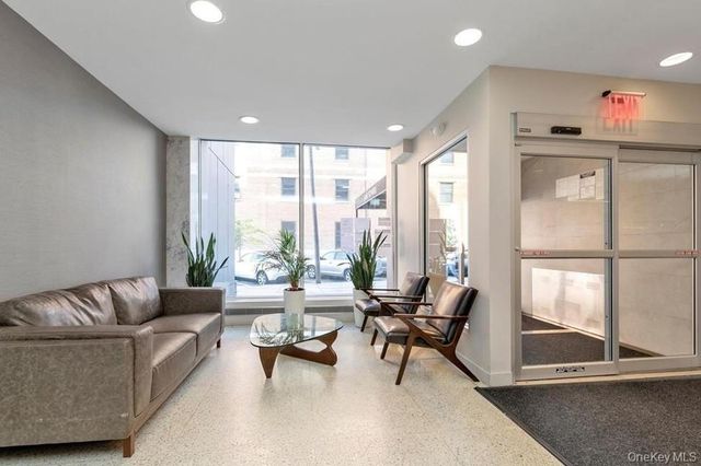 107-40 Queens Boulevard 11L, Forest Hills, NY 11375