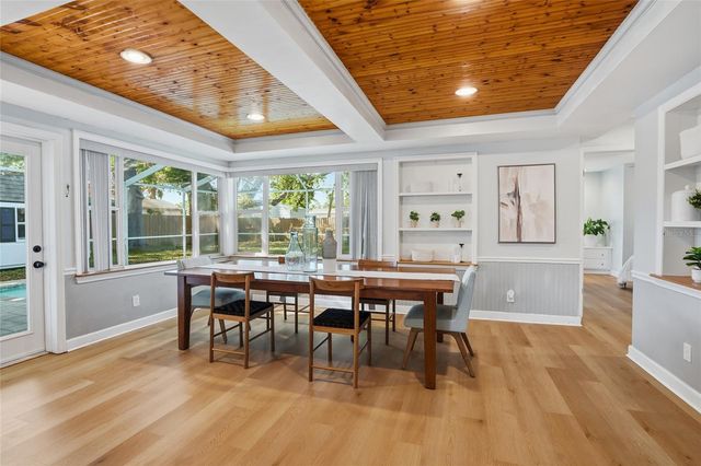 1349 78TH AVENUE N, St Petersburg, FL 33702