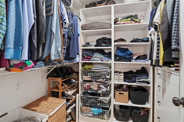 1349 78TH AVENUE N, St Petersburg, FL 33702