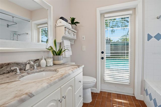 1349 78TH AVENUE N, St Petersburg, FL 33702