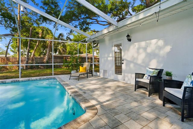 1349 78TH AVENUE N, St Petersburg, FL 33702