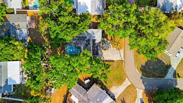 1349 78TH AVENUE N, St Petersburg, FL 33702