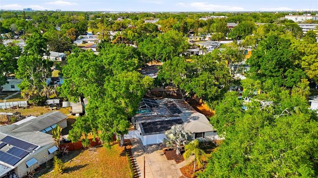 1349 78TH AVENUE N, St Petersburg, FL 33702