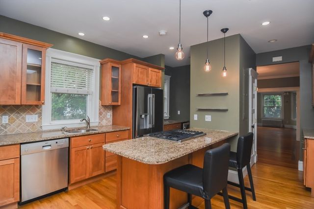 11 Marion 1, Arlington, MA 02474