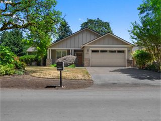 14730 Sw 103RD Ave, Portland, OR 97224